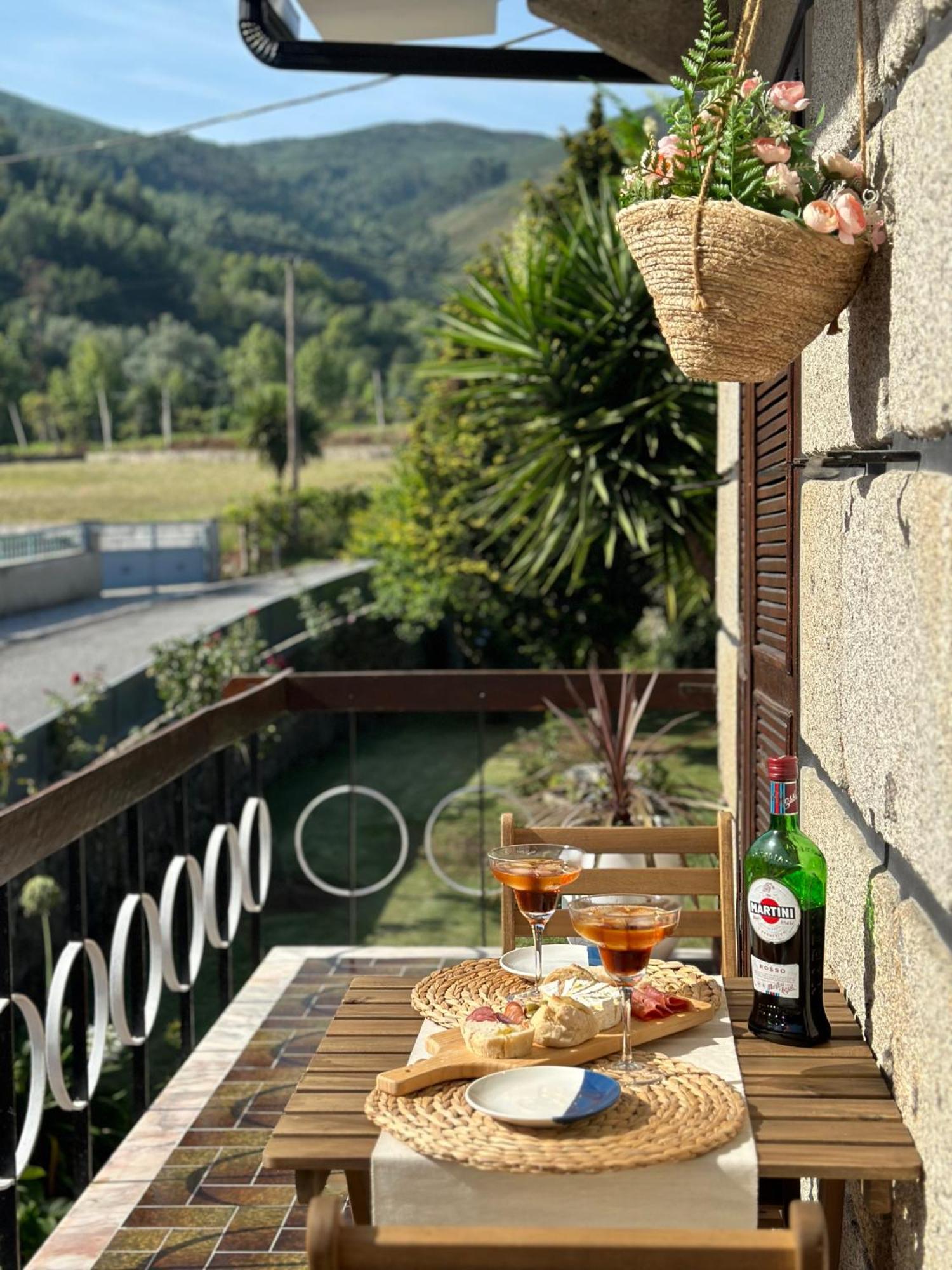Vila Guia In Valdreu Braga Luaran gambar