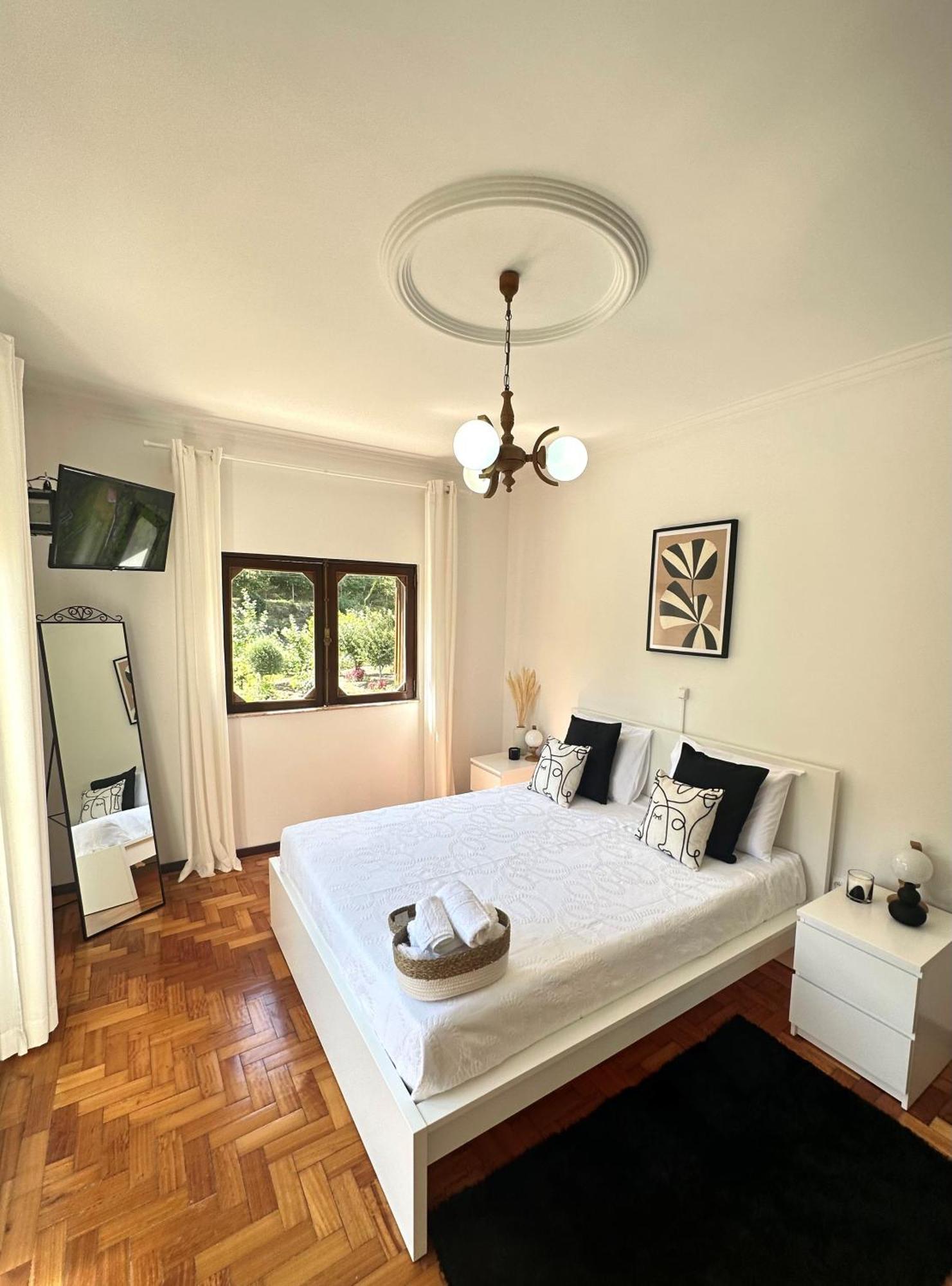 Vila Guia In Valdreu Braga Luaran gambar