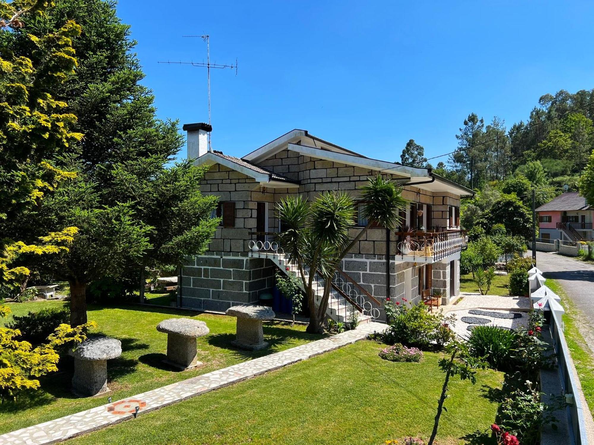 Vila Guia In Valdreu Braga Luaran gambar